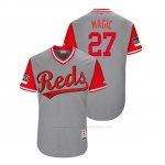 Camiseta Beisbol Hombre Cincinnati Reds Phillip Ervin 2018 Llws Players Weekend Magic Gris